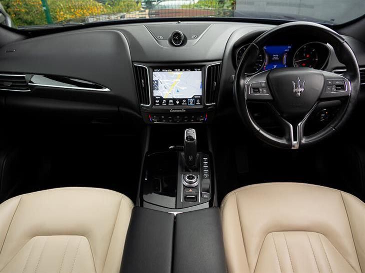 Maserati Levante Maserati Levante V6d 5dr Auto — миниатюра 3