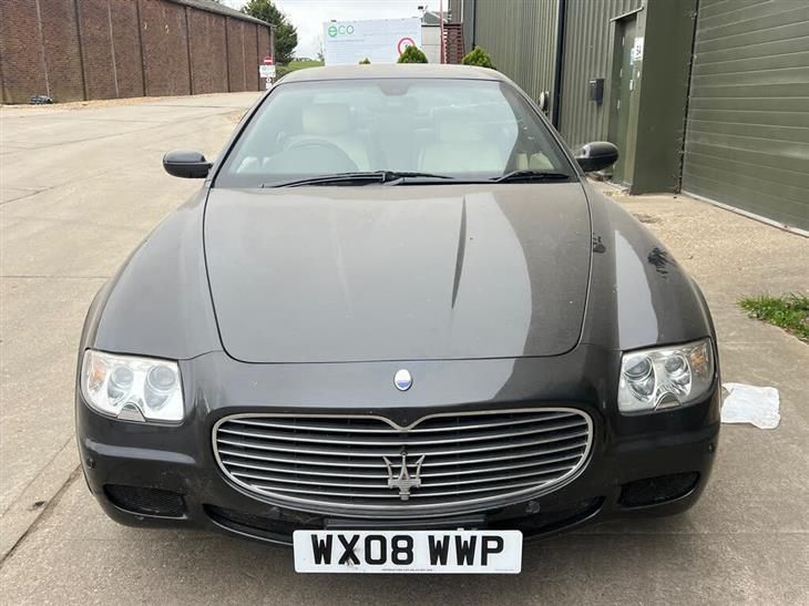 Maserati Quattroporte
