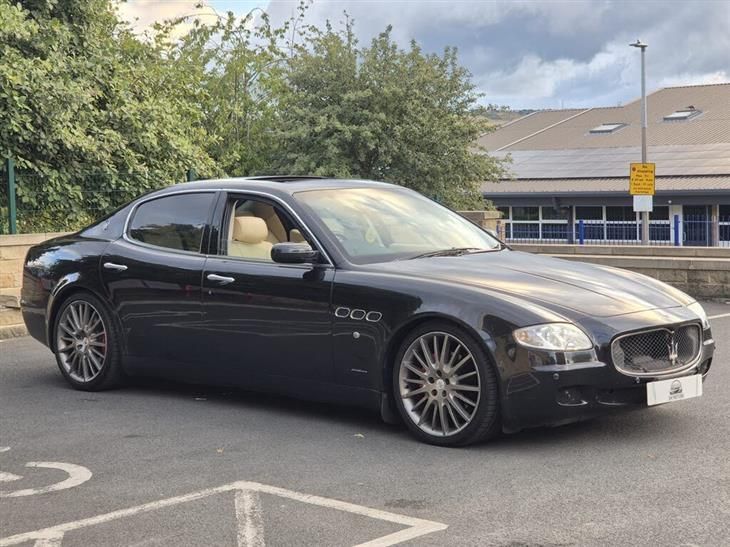 Maserati Quattroporte