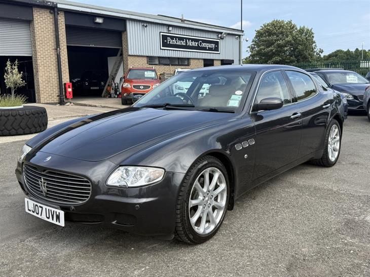 Maserati Quattroporte