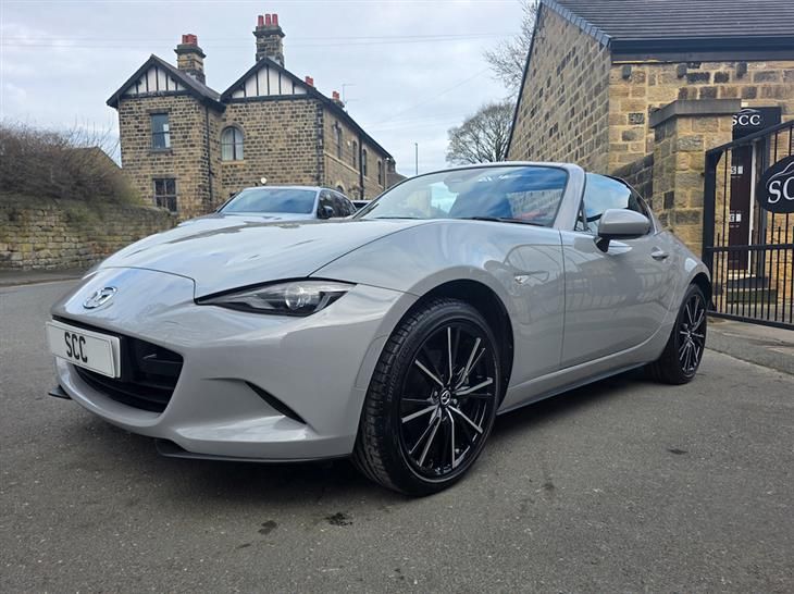 Mazda MX-5 Mk4 Mazda MX-5 2.0 SKYACTIV-G Exclusive-Line Convertible 2dr Petrol Manual Euro 6 (s/s) (184 ps) — миниатюра 4