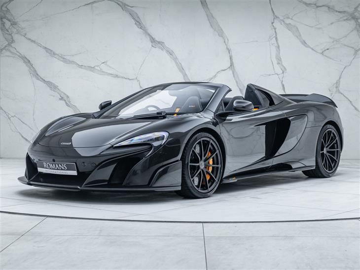 McLaren 675LT Spider MSO Carbon Series