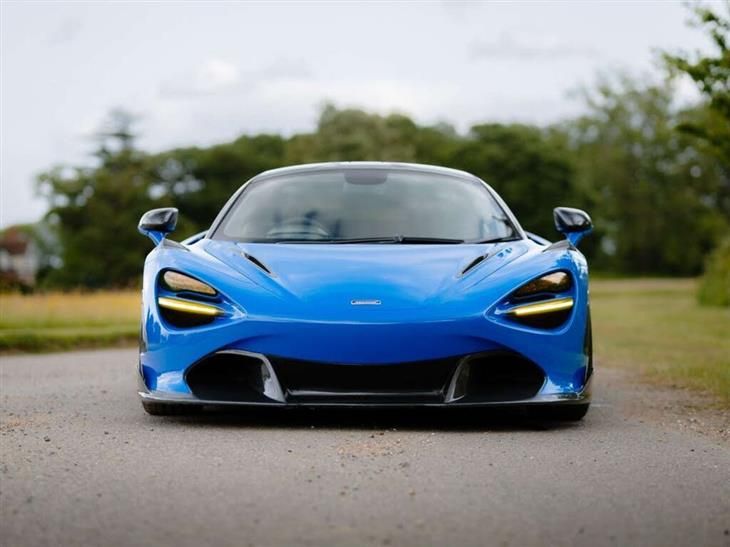 McLaren 720S 4.0T V8 Coupe 2dr Petrol SSG Euro 6 (s/s) (720 ps)