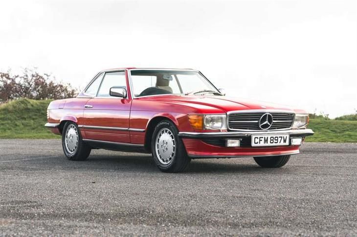 MERCEDES-BENZ 380SL R107