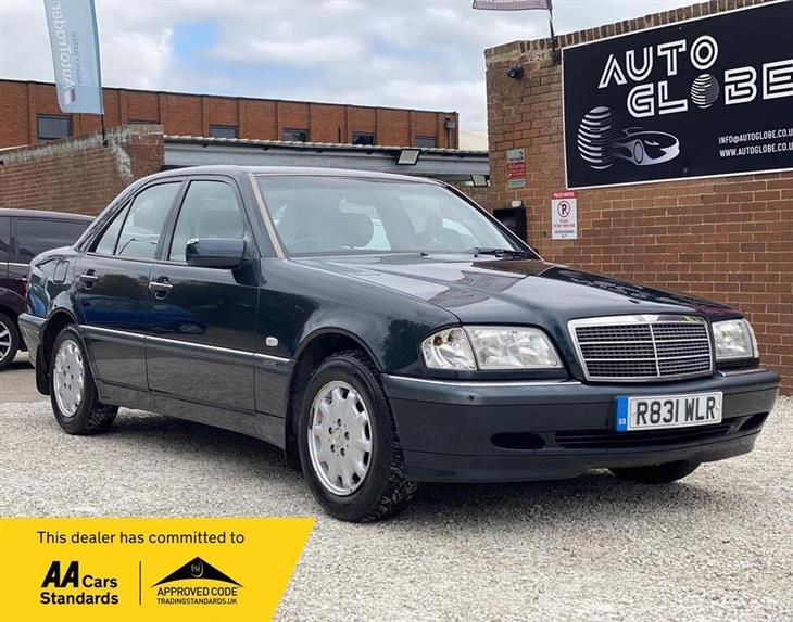 Cheap Mercedes-Benz C-Class 1.8 C180 Elegance 4dr for sale in Old Wolverton, Buckinghamshire