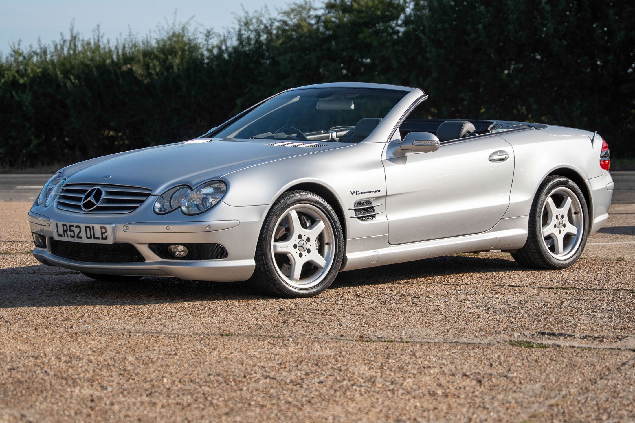 Mercedes-Benz SL CLASS