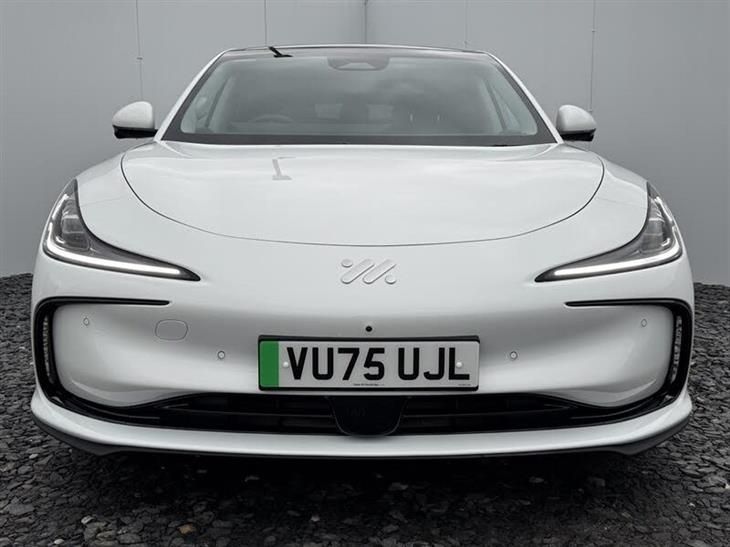 MG IM5 MG IM5 75kWh Standard Range Saloon 5dr Electric Auto (295 ps) — миниатюра 2