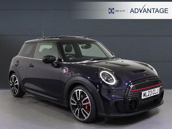 MINI Cooper S Works MINI Mini 2.0 John Cooper Works 3dr Auto — миниатюра 1