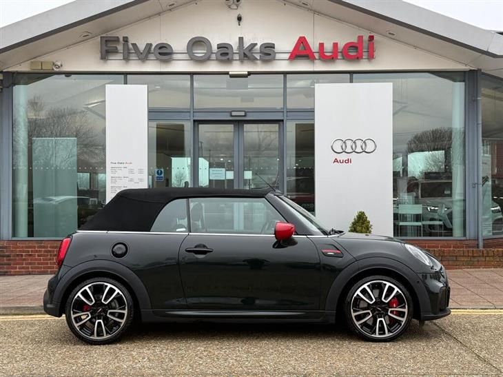 MINI Cooper S Works MINI Mini 2.0 John Cooper Works Convertible 2dr Petrol Steptronic Euro 6 (s/s) (231 ps) — миниатюра 2