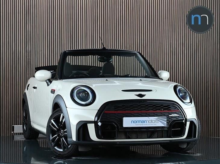 MINI Cooper S Works MINI Mini John Cooper Works Convertible 2.0 Automatic Petrol — миниатюра 1