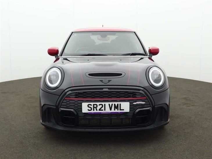 MINI Cooper S Works MINI Mini Mini Hatch 2.0 John Cooper Works 3dr Navigation Pack Comfort Pack — миниатюра 3