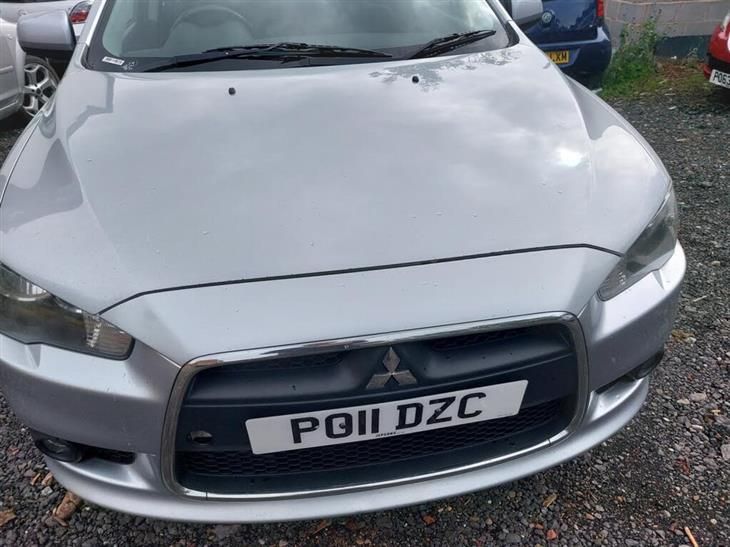 Mitsubishi Lancer
