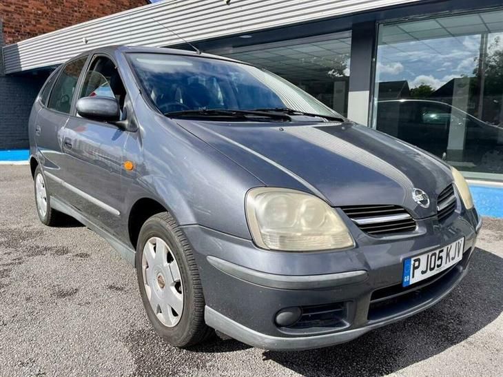 Nissan Almera