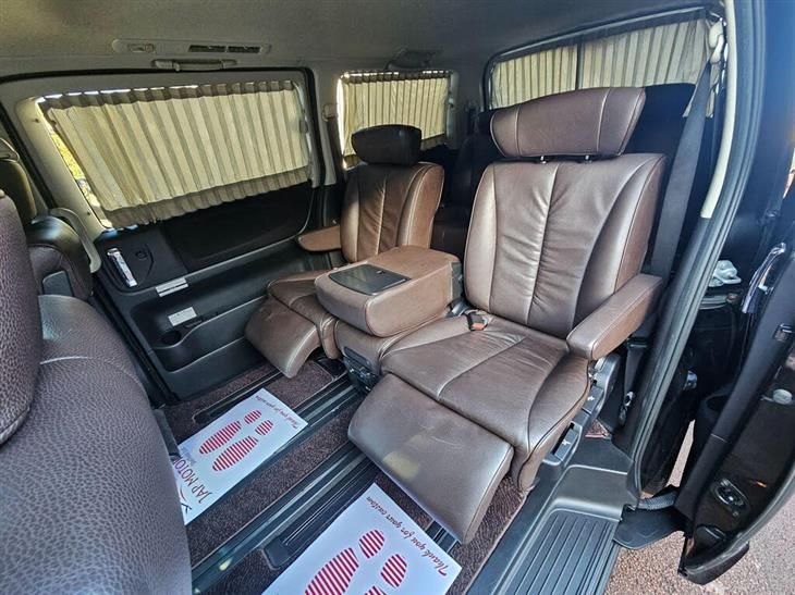 Nissan Elgrand HIGHWAY STAR 3.5 SERIES3
