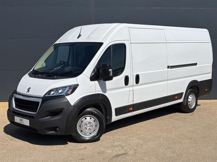 Peugeot Boxer 2.2 Boxer 435 Professional Premium Plus L4H2 BlueHDi