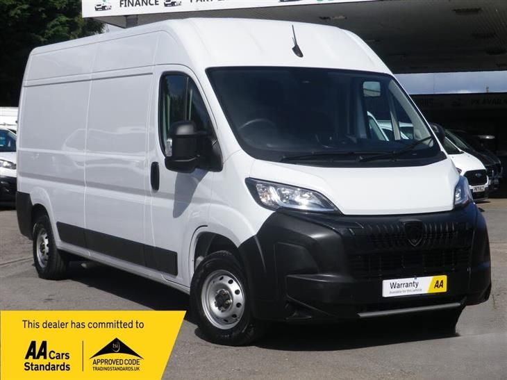 Peugeot Boxer 2.2 Boxer PanelVan L3H2 335 BHDi 140 MT6 Professional