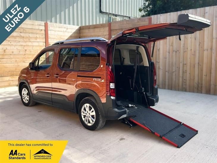 Peugeot Rifter 3 Seat Petrol Auto Wheelchair Accessible Disabled Access Vehicle WAV