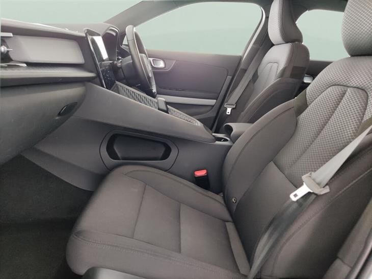 Polestar 2 Polestar Polestar 2 Single Motor 69kWh Standard Range Fastback 5dr Electric Auto FWD (231 ps) — миниатюра 4