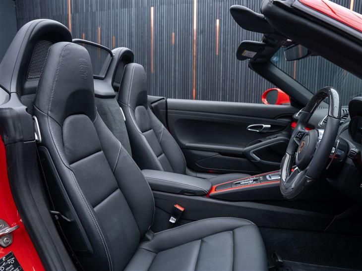 Porsche Boxster 718 [16-Current] Porsche 718 Boxster 2.0T Style Edition PDK Euro 6 (s/s) 2dr — миниатюра 2