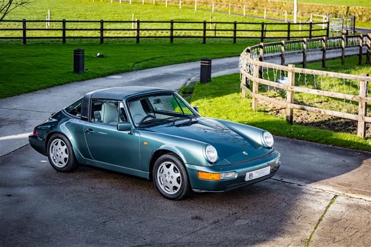 PORSCHE 911 CARRERA 4 TARGA **SOLD                              1991