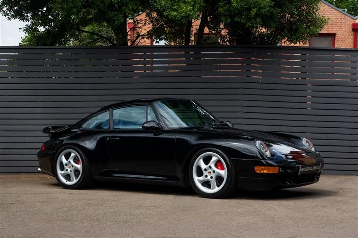 PORSCHE 911 (993) TURBO LHD LOW MILES