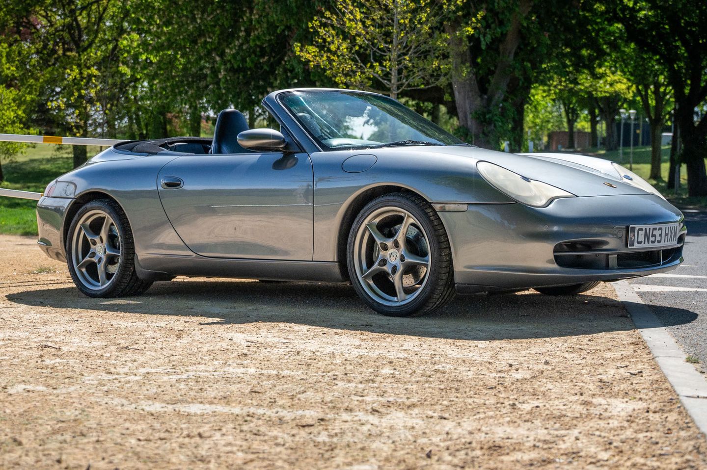 2004 Porsche 911 Carrera Cabriol...