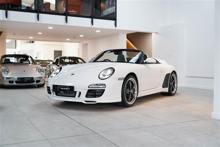 997.2 Speedster, RHD, 25miles!, 1 of 19 uk cars, As new condition