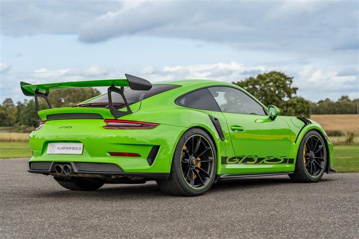 Porsche 911 GT3 RS (991.2) MR for sale - PistonHeads UK