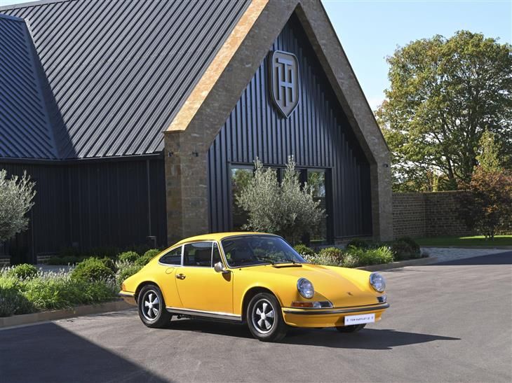 PORSCHE 911 S 2.4