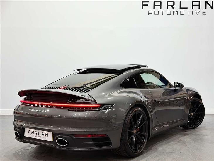 Porsche 911 Carrera [992] Porsche 911 3.0T 992 Carrera 4S Coupe 2dr Petrol PDK 4WD Euro 6 (s/s) (450 ps) — миниатюра 4