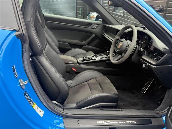 Porsche Carrera GTS Porsche 911 3.0T 992 Carrera GTS PDK Euro 6 (s/s) 2dr — миниатюра 2