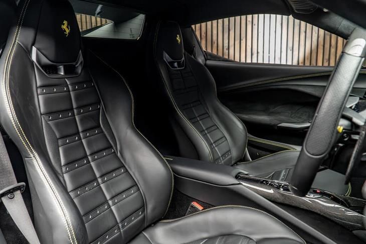 Porsche 911 Carrera [992] Porsche 911 3.0T V6 7.45kWh Spider 2dr Petrol Plug-in Hybrid F1 DCT Euro 6 (s/s) (830 ps) — миниатюра 2