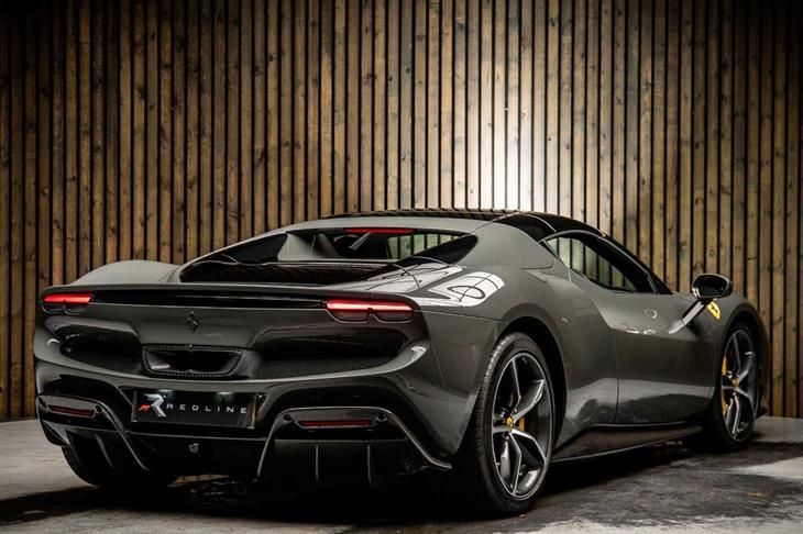 Porsche 911 Carrera [992] Porsche 911 3.0T V6 7.45kWh Spider 2dr Petrol Plug-in Hybrid F1 DCT Euro 6 (s/s) (830 ps) — миниатюра 4