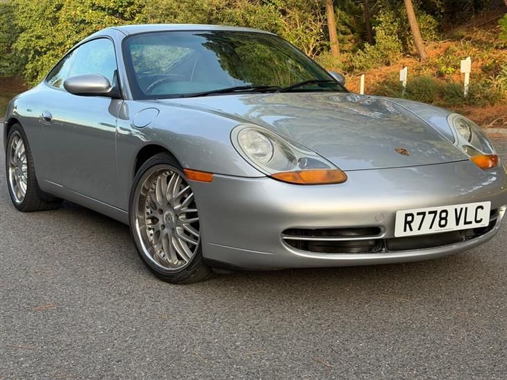 Porsche 911 3.4 996 Carrera 2 Coupe 2dr Petrol Manual (285 g/km, 300 bhp)