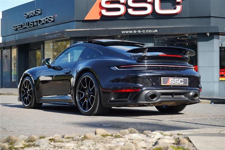 Porsche 911 Turbo [992] Porsche 911 3.7T 992 Turbo S PDK 4WD Euro 6 (s/s) 2dr — миниатюра 2