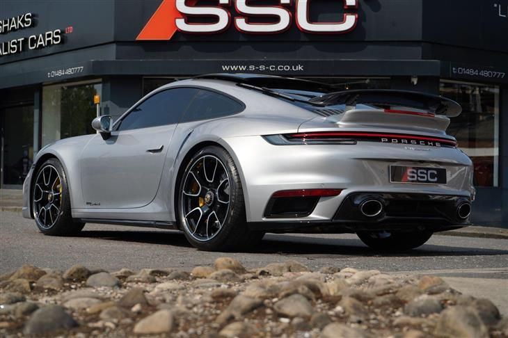 Porsche 911 Turbo [992] Porsche 911 3.7T 992 Turbo S PDK 4WD Euro 6 (s/s) 2dr — миниатюра 2