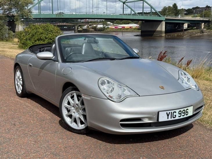 Porsche 911 911 CARRERA 4 CABRIOLET
