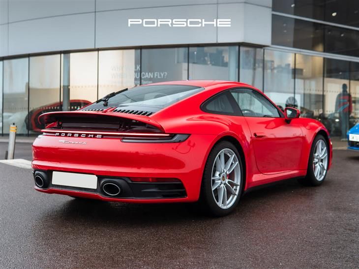 Porsche 911 Carrera [992] Porsche 911 Black leather seats with Sport — миниатюра 2