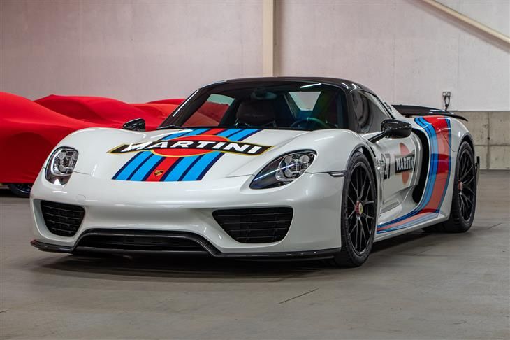 Porsche 918 Spyder Weissach : Full PPF : Martini Decal Set : Front Lift