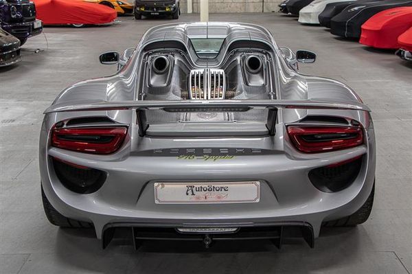 Blue Porsche 918 Spyder cars for sale - PistonHeads UK