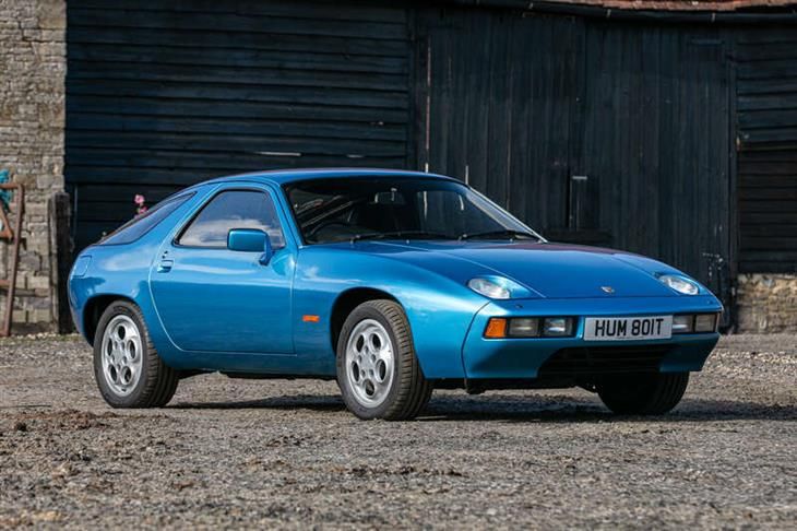 Porsche 928