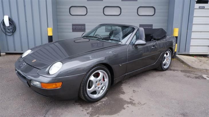 Porsche 968