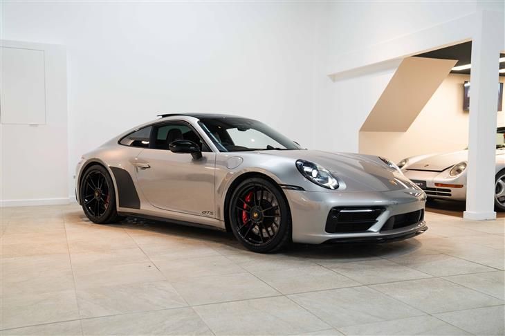 Porsche Carrera GTS 992 GTS2 Manual, Coupe, Sunroof, Bose, RAS, Matrix lights, Porsche warranty to 04/2027 — миниатюра 2