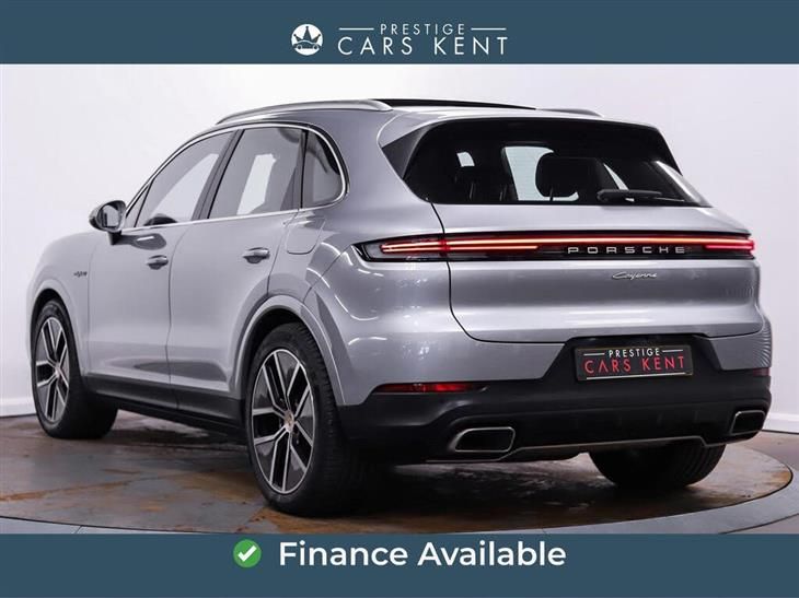 Porsche Cayenne Porsche Cayenne 3.0 V6 E-Hybrid 25.9kWh SUV 5dr Petrol Plug-in Hybrid TiptronicS 4WD Euro 6 (s/s) (470 ps) — миниатюра 3