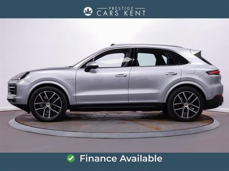 Porsche Cayenne Porsche Cayenne 3.0 V6 E-Hybrid 25.9kWh SUV 5dr Petrol Plug-in Hybrid TiptronicS 4WD Euro 6 (s/s) (470 ps) — миниатюра 4