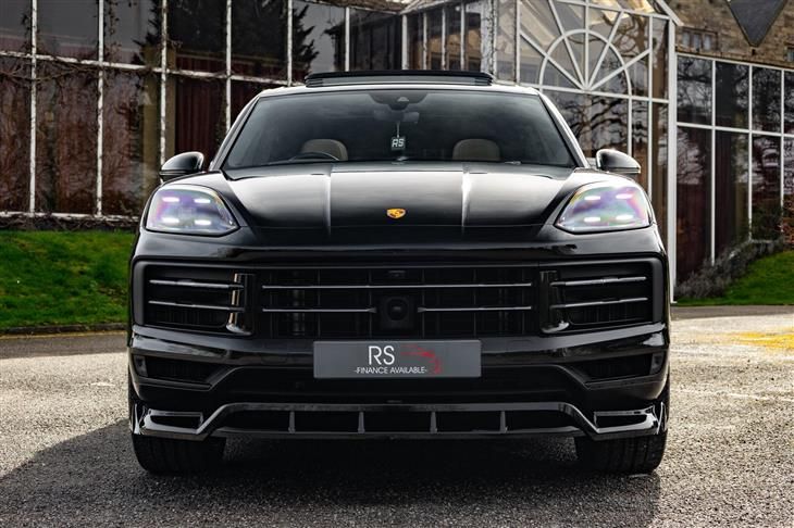 Porsche Cayenne Porsche Cayenne 3.0 V6 E-Hybrid 25.9kWh TiptronicS 4WD Euro 6 (s/s) 5dr — миниатюра 4