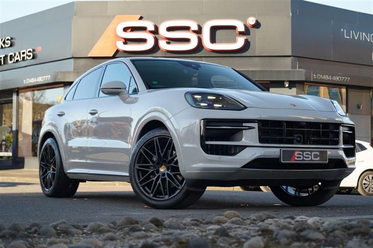 Porsche Cayenne Porsche Cayenne 3.0T V6 TiptronicS 4WD Euro 6 (s/s) 5dr — миниатюра 1