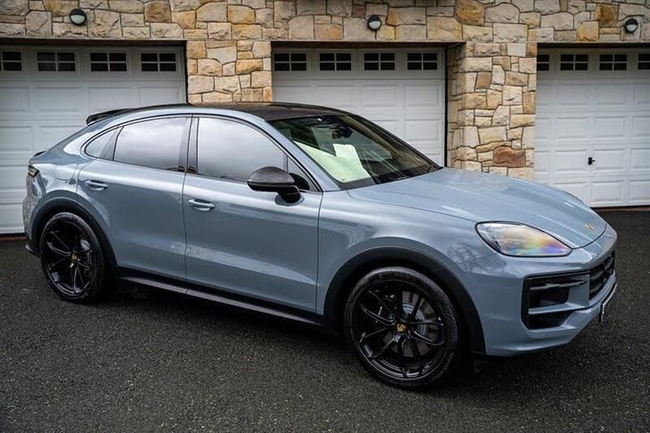 Porsche Cayenne Porsche Cayenne 4.0T V8 S Coupe 5dr Petrol TiptronicS 4WD Euro 6 (s/s) (474 ps) — миниатюра 2