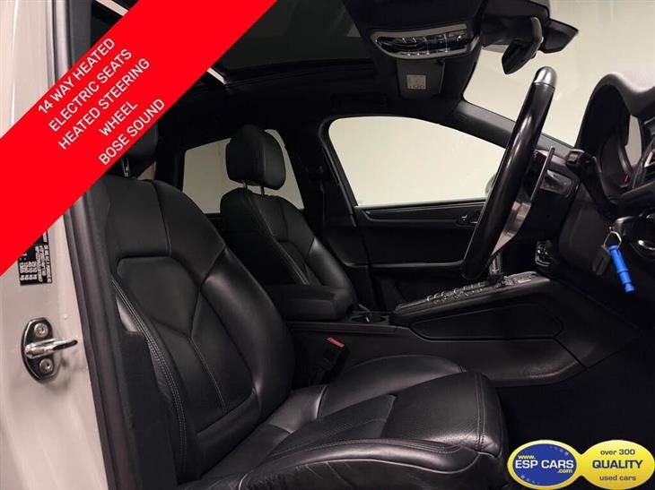 Porsche Macan S Porsche Macan 2.0T SUV 5dr Petrol PDK 4WD Euro 6 (s/s) (245 ps) — миниатюра 2
