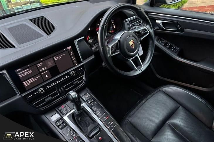 Porsche Macan S Porsche Macan 2.0T SUV 5dr Petrol PDK 4WD Euro 6 (s/s) (245 ps) — миниатюра 2